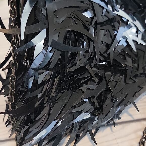 Franchi black sequined mini clutch with chain - Picture 2 of 11